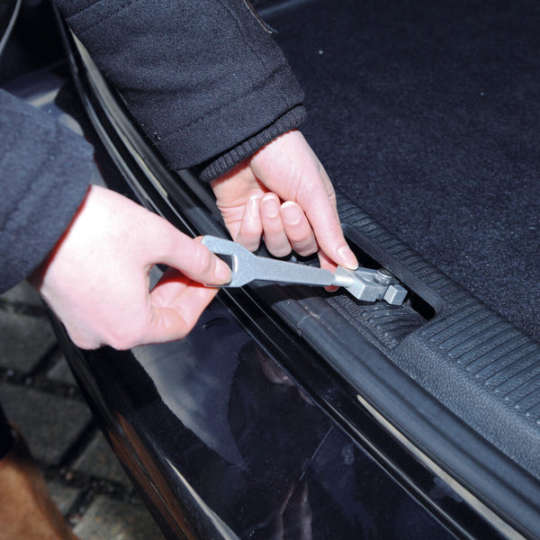 Car Cooler for fresh air in the trunk