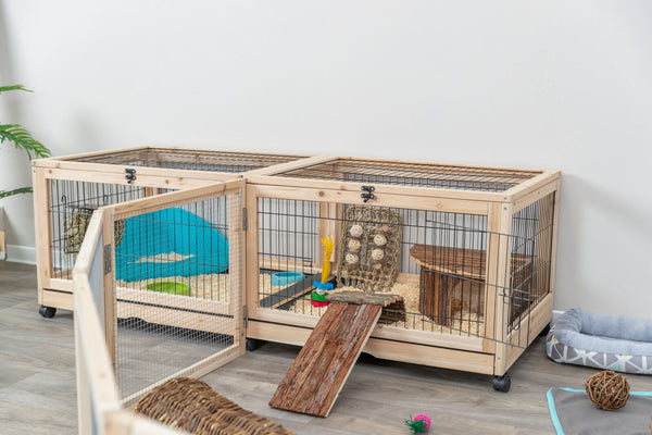 Indoor enclosure, guinea pig/rabbit, wood/metal